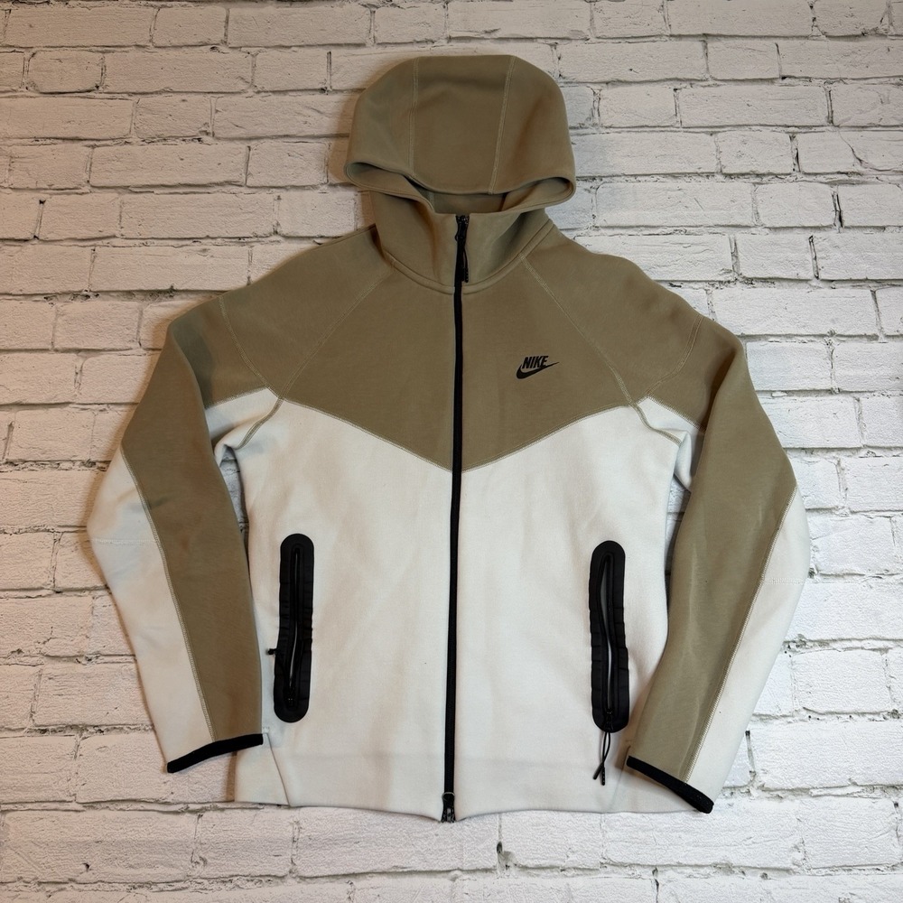 Nike Tech Jacket Mens 2XL Beige White Hooded Windbreaker Full Zip Colorblock